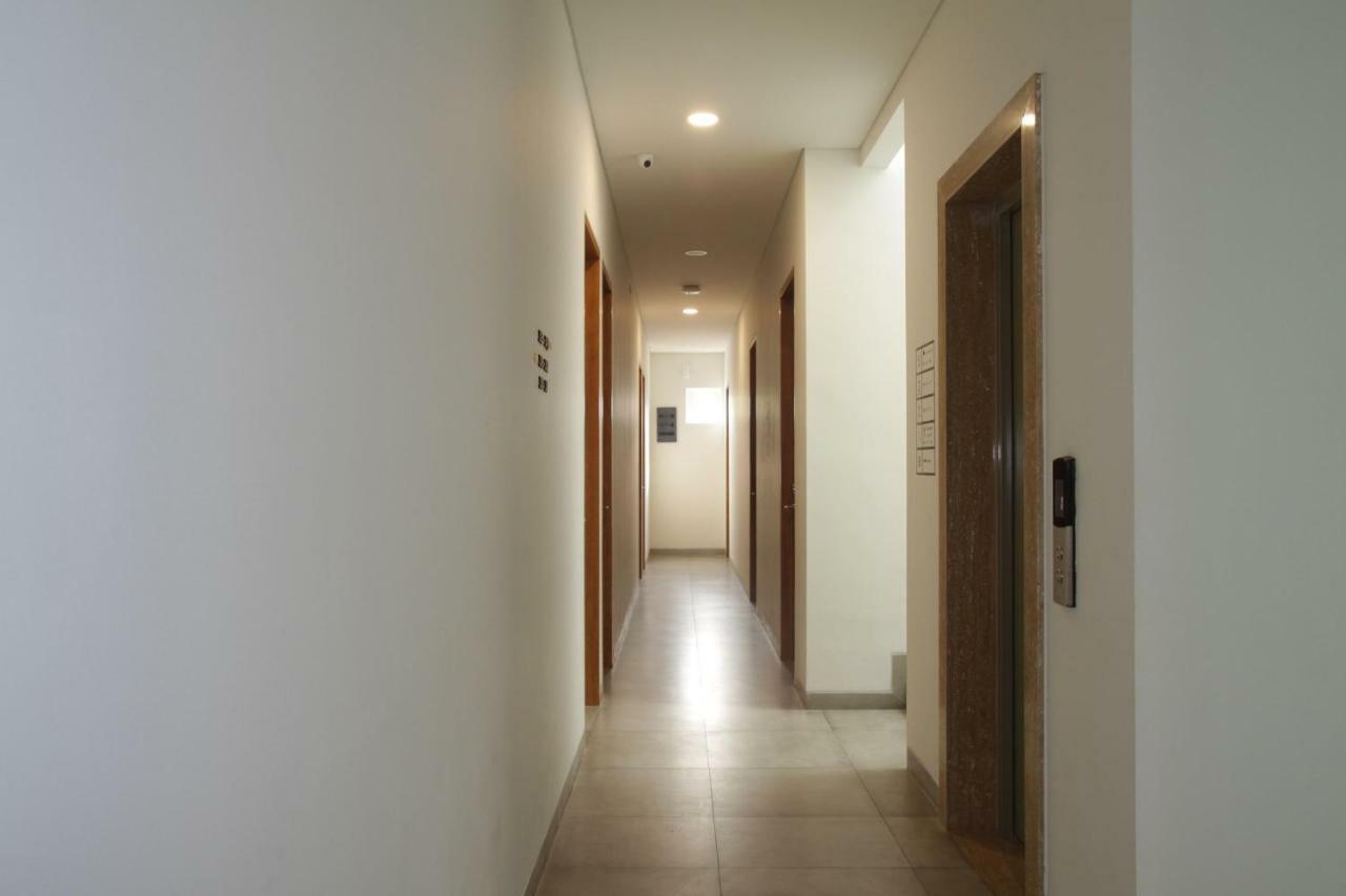Casa Living Senayan Hotel Jakarta Buitenkant foto